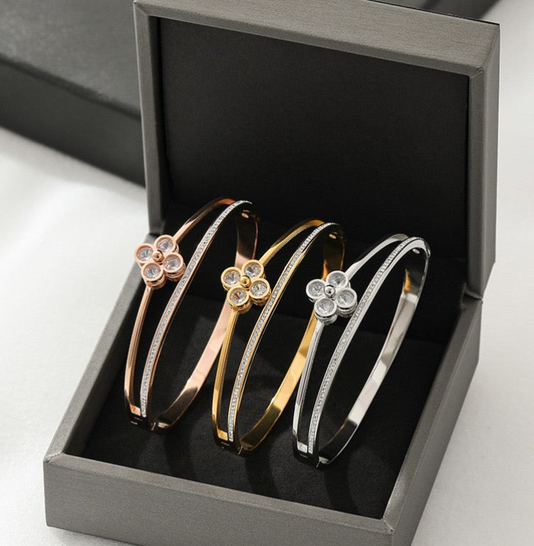 Fleur Bangle