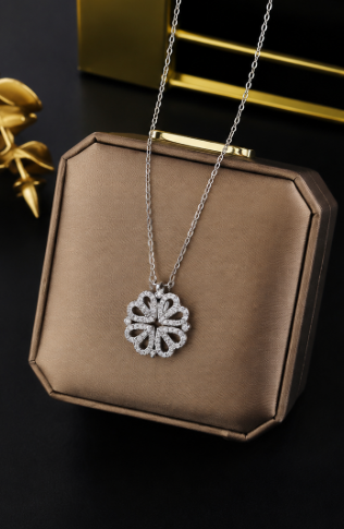 Clover Grace Pendant Necklace